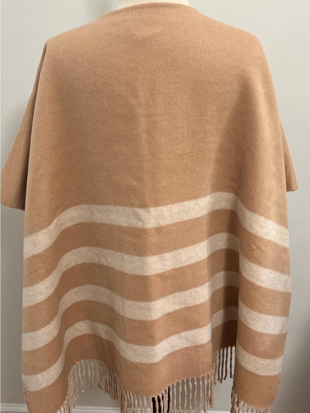 Talbots Reversible Double Face Ruana Wrap - Picture 4 of 5